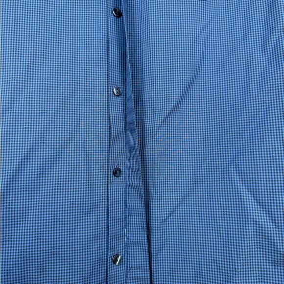 Calvin Klein Short Sleeve Button Down Shirt With Hidden Buttons Size Large - Picture 2 of 6